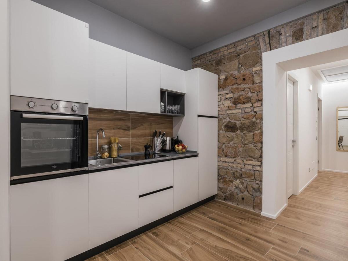The Best Rent - Modern Three-Bedroom Apartment A Few Steps From The Colosseum Eksteriør billede